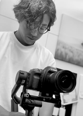 Naoyuki Akino 代表取締役 秋野 直幸